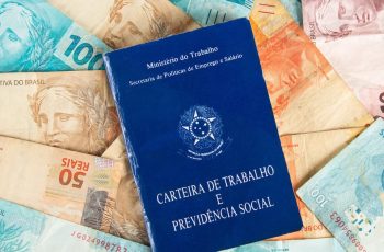 Caged de agosto registra criação de 147.358 novos empregos formais, abaixo da expectativa de 182 mil vagas 5 Ibovespa hoje fecha perto de recorde de olho em Caged, Focus e temor de paralisação nos EUA