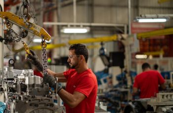 Taxa de desemprego atinge 5,6% em maio de 2026, menor índice desde 2012, segundo IBGE 4 Taxa de desemprego fica 5,6% em maio, menor índice desde 2012, mostra IBGE