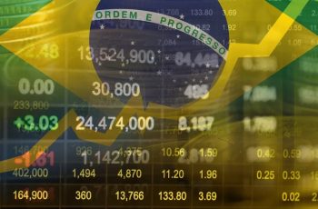 Ibovespa recua 0,23% e fecha a 167.491,07 pontos, acumulando queda de 5,9% em sete dias consecutivos. 12 Ibovespa hoje bate mínima com novas tarifas dos EUA contra Brasil; dólar tem máxima acima de R$ 5,07
