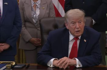 Bitcoin supera os US$ 64.000 com expectativa de acordo entre EUA e Irã