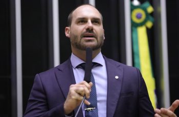 EUA defendem Eduardo Bolsonaro após condenação por coação no STF 4 Departamento de Estado dos EUA defende Eduardo Bolsonaro e fala em 'perseguição'