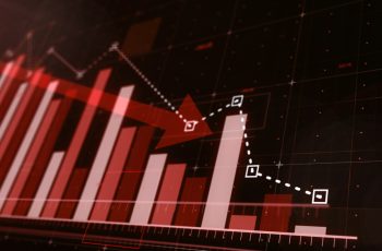 Ibovespa fecha em queda à espera das decisões de juros no Brasil e nos EUA