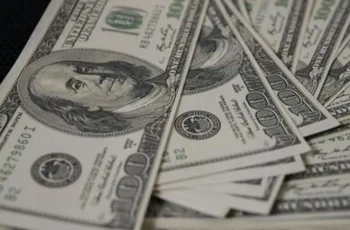 Dólar recua 0,26% e encerra cotado a R$ 5,00 7 Dólar fecha em queda e encerra o dia cotado a R$ 5,00