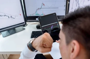 Baleia Ethereum estabelece posição curta de US$ 19,7 milhões com alavancagem de 20x 5 Coinfomania Logo