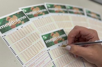Quatro cidades do Paraná ganham prêmios ao acertar a quina da Mega-Sena 9