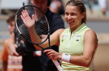 Maja Chwalińska se torna a primeira polonesa a alcançar a final do Roland Garros e atrai atenção de patrocinadores 4 Agent Chwalińskiej zdradza tajemnice. To dlatego nie ma sponsora na stroju Tenis