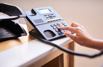 Queda de 87% no número de domicílios com telefone fixo em Mato Grosso, aponta PNAD Contínua 2025 do IBGE 12 Telefone fixo some das residências de Mato Grosso, revela pesquisa PNAD Contínua 2025