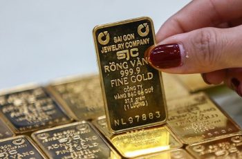 Ouro encerra em 151,4 milhões de VND/onça nesta tarde de 5 de julho de 2026. 6 Vietnam.vn - Nền tảng quảng bá Việt Nam