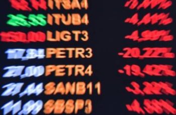 Ibovespa caiu ao menor nível desde 6 de novembro de 2020 -  (crédito: Nelson Almeida/AFP)