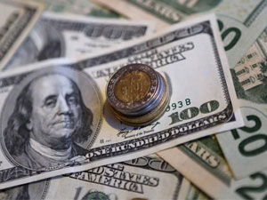Ibovespa encerra em dia de instabilidade com foco em tarifas comerciais e conflito no Oriente Médio 2 Dólar fecha o dia estável no Brasil e acumula queda de 0,58% na semana