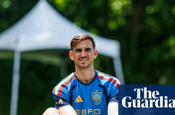 Fabián Ruiz reflete sobre desafios e expectativas da seleção espanhola antes de partida contra a Áustria no Mundial 12 Fabián Ruiz: ‘It’s not important who plays, it’s important we support each other’ | Spain