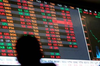 Ibovespa recua 0,46%, fechando a 176.723,62 pontos em meio a aversão ao risco global 2 Ibovespa fecha em queda com aversão a risco no exterior