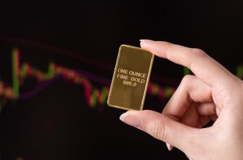 Ações da mineradora de ouro Aura Minerals também surfaram o rali (Imagem: Shutterstock)