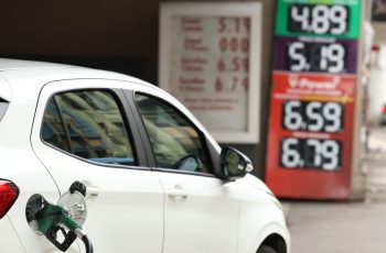 Petróleo Brent encerra em alta de 1,27%, a US$ 89,22 por barril 5 Preço do diesel importado pelo Brasil sobe e atinge maior patamar em dois meses