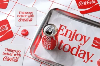 Coca-Cola lança nova identidade visual e gera polêmica com comparação a maço de Marlboro 9 A Coca-Cola mexeu no papel de parede