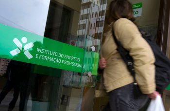 Taxa de desemprego permanece em 5,6% em junho, segundo INE 8 Taxa de desemprego mantém-se nos 5,6% em junho e subutilização do trabalho atinge mínimo desde 2011, revela INE