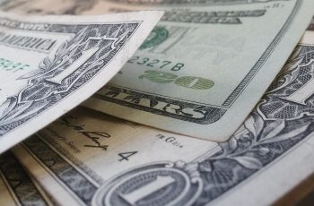 Dólar recua 0,12% e fecha a R$ 5,10 nesta segunda-feira (20) 3 Dólar hoje