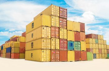 Superávit da balança comercial do Brasil atinge US$ 9,8 bilhões em junho, 66,6% superior ao ano anterior, segundo MDIC 7 Balança comercial registra superávit de US$ 9,8 bi em junho