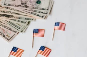 Fluxos acumulados para ETFs Spot Ethereum nos EUA caem para US$ 10,7 bilhões, com saídas de US$ 4,25 bilhões desde outubro de 2025. 5 Coinfomania Logo