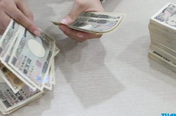 Dólar encerra estável a 25.600 VND em 24 de agosto 5 Vietnam.vn - Nền tảng quảng bá Việt Nam
