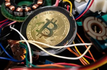 Bitcoin atinge US$ 77.673,84 com alta semanal de 23% 1 Valorização do Bitcoin atinge ritmo mais rápido desde 2023