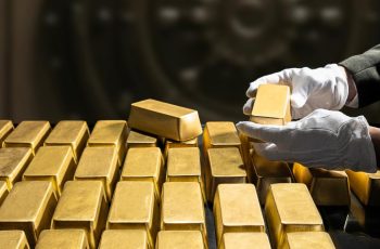 Ouro avança 2,32% e encerra a sexta-feira cotado a US$ 4.367,10 por onça-troy 8 ETFs de ouro também registraram ganhos bastante relevantes nesta sexta-feira (Imagem: Shutterstock)
