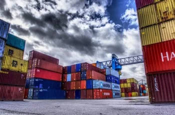 Superávit da balança comercial brasileira atinge US$ 7,1 bilhões em julho, segundo MDIC 4 Balança comercial tem superávit de US$ 7,1 bilhões em julho – PORTAL LJ