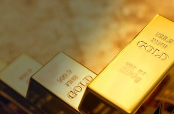 Ouro fecha em alta de 0,48%, atingindo US$ 4.441,10 por onça-troy 12 Ouro fecha em alta e supera US$ 4.400 com foco no Fed