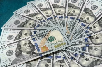 Petróleo Brent avança 1,82% e fecha a US$ 88,52 por barril; WTI sobe 1,58% para US$ 83,53 3 Dólar fica estável e Bolsa sobe com nova alta do preço petróleo