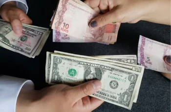 Dólar fecha em alta a R$ 5,17 após saída de capital estrangeiro e cautela dos investidores 8 Dólar acima de R$ 5,17 coloca empresas de Maringá diante de impactos diferentes