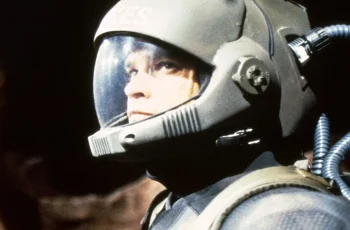 Cinco séries de ficção científica subestimadas dos anos 90 que merecem uma nova chance 4 5 Forgotten Sci-Fi Shows From The '90s That You Have To Watch