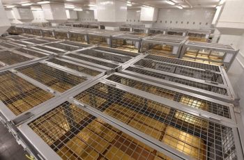 Ouro encerra o pregão em 20 de setembro de 2026 cotado entre 144,6 e 147,6 milhões de VND por onça. 3 Vietnam.vn - Nền tảng quảng bá Việt Nam