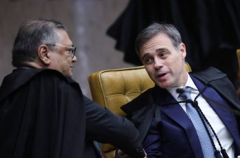 Deputado Paulinho da Força solicita afastamento de ministros do STF de ações no TSE em meio a crise interna na corte 1 TSE: ação pede saída de Nunes e Mendonça da propaganda - 29/09/2026 - Política