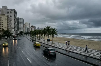 Temperaturas em Santos variam de 15°C a 20°C com previsão de céu nublado e garoa fraca 2 Previsão do tempo em Santos (SP) hoje: veja como fica o clima nesta terça-feira