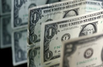 Dólar à vista sobe 1,04% e fecha a R$ 5,178 na venda nesta segunda-feira (14) 2 Dólar hoje sobe com exterior e política no radar