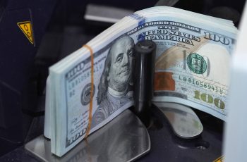 Dólar comercial encerra o dia estável a R$ 5,1025 após oscilações de até 0,60% 7 Dólar apaga queda com dados de inflação no Brasil e nos EUA | Finanças