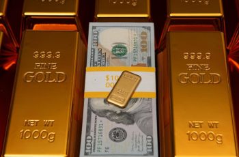 Ouro encerra a semana cotado a US$ 4.424,90 por onça-troy, com alta de 0,57% na sexta-feira 9 Liquidações em posições vendidas de ouro aceleram o rali do metal precioso (Imagem: Shutterstock)