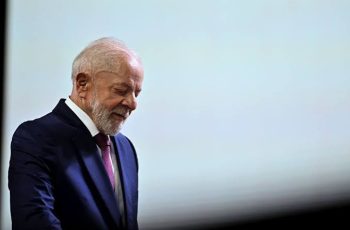 Petróleo Brent avança quase 7% na semana, atingindo US$ 95 por barril 2 PIB reflete desaceleração antecipada no Brasil