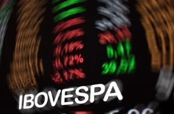 Ibovespa fecha em alta aos 185.188,13 pontos com investidores atentos ao cenário político brasileiro 11 Ibovespa fecha em alta e supera os 185 mil pontos