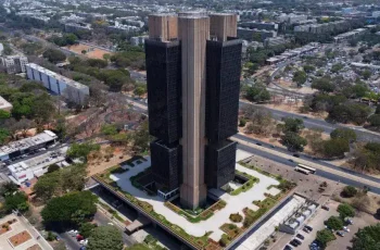 Banco Central reduz taxa Selic para 13,75% ao ano em decisão unânime do Copom 1 Copom corta Selic em 0,25 ponto percentual para 13,75% ao ano em decisão unânime