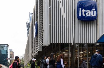 Atendimento presencial em agências bancárias e da Previdência Social suspenso no feriado de Nossa Senhora Aparecida 10 Feriado Nossa Senhora Aparecida: bancos e INSS não abrem - 09/10/2026 - Economia