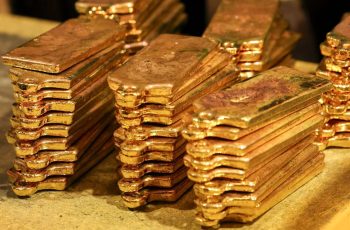 Ouro encerra em queda de 0,32%, a US$ 4.177,30 por onça-troy 4 Ouro fecha em queda com cautela pré-CPI dos EUA, à espera de indicação de juros pelo Fed