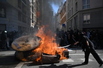 Euro desvaloriza 12,6% em relação ao real desde o início de 2026 9 Euro despenca frente ao real e apostas contra moeda disparam com crise na Europa