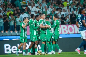 Atlético Nacional vence Junior e garante três pontos na Liga BetPlay com destaque para James Rodríguez e Román 11 Nacional venció a Junior en un partidazo en el Atanasio