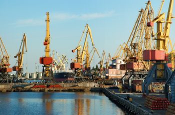 Balança comercial brasileira registra superávit de US$ 62,396 bilhões até setembro, segundo Secex 6 Balança comercial tem superávit acumulado em 2026 até setembro de US$ 62,396 bi