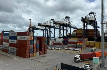Petróleo encerra setembro a US$ 100 por barril, alta de 37% em relação a julho 2 Exportações baianas crescem 19,7% até setembro