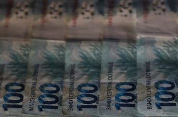 PIB do Brasil deve atingir US$ 2,796 trilhões em 2027, segundo FMI 7 Brasil vai superar Rússia e Itália e virar o 8º país mais rico do mundo, com PIB de R$ 14,16 trilhões