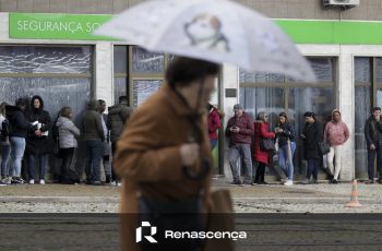 Subsídio de desemprego em Portugal cai de 70% para 64% do último salário até 2025, segundo Banco de Portugal 2 Número de estrangeiros com subsídio de desemprego disparou na última década